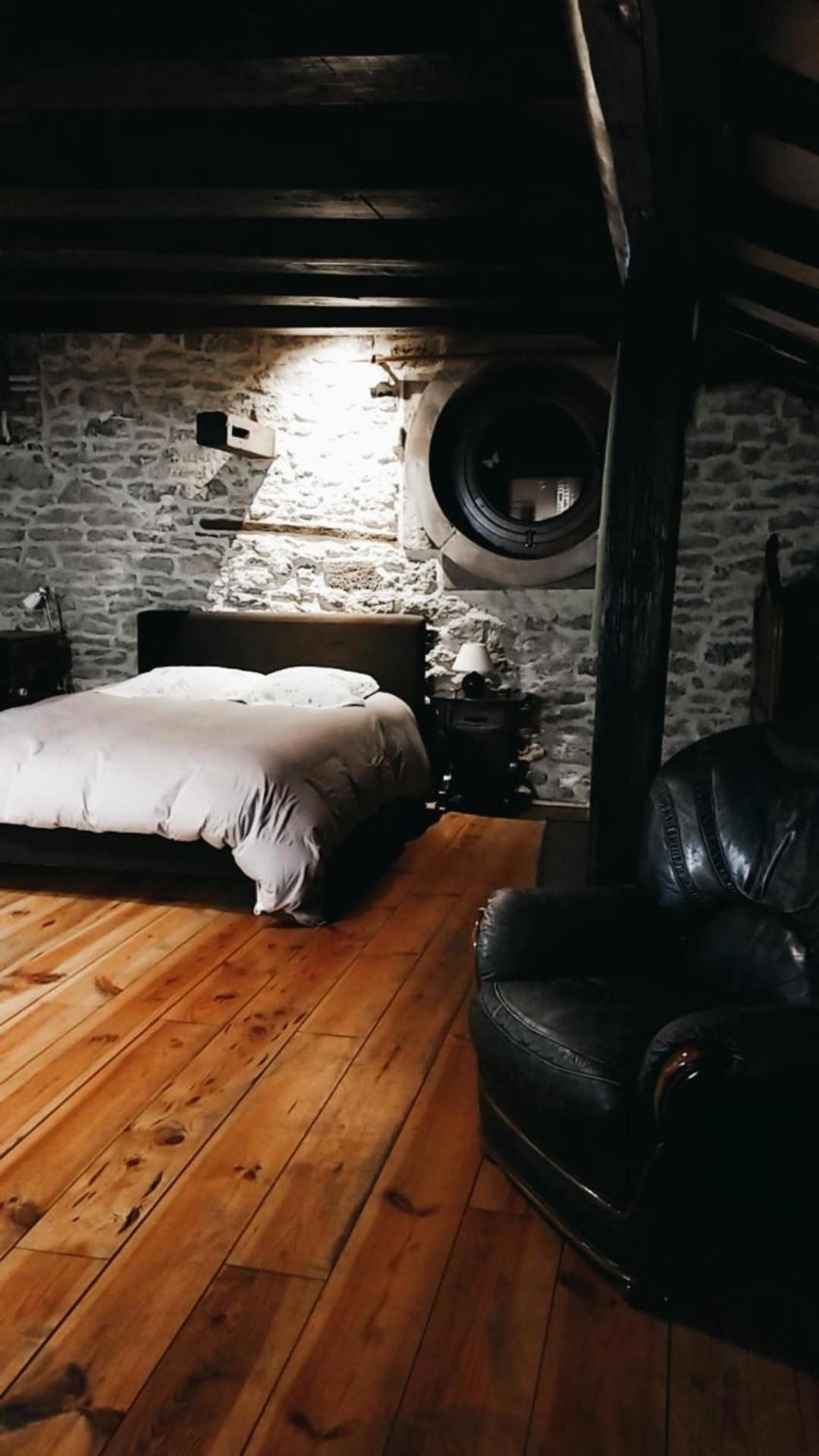 Chambres D'Hotes Les Hirondelles Gaubiving エクステリア 写真